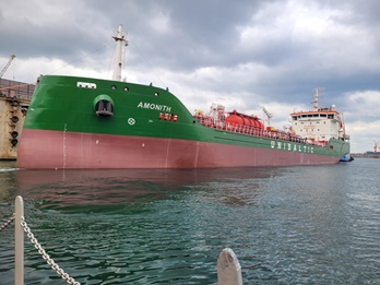 We Have Successfully Delivered the Methanol-Prepared Chemical Tanker Project M/T AMONITH